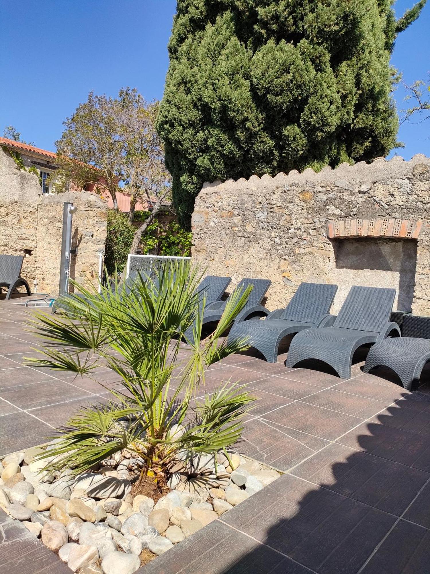 Hotel Restaurant L'Art Des Mets By Cote Jardin Conilhac-Corbieres Exterior photo