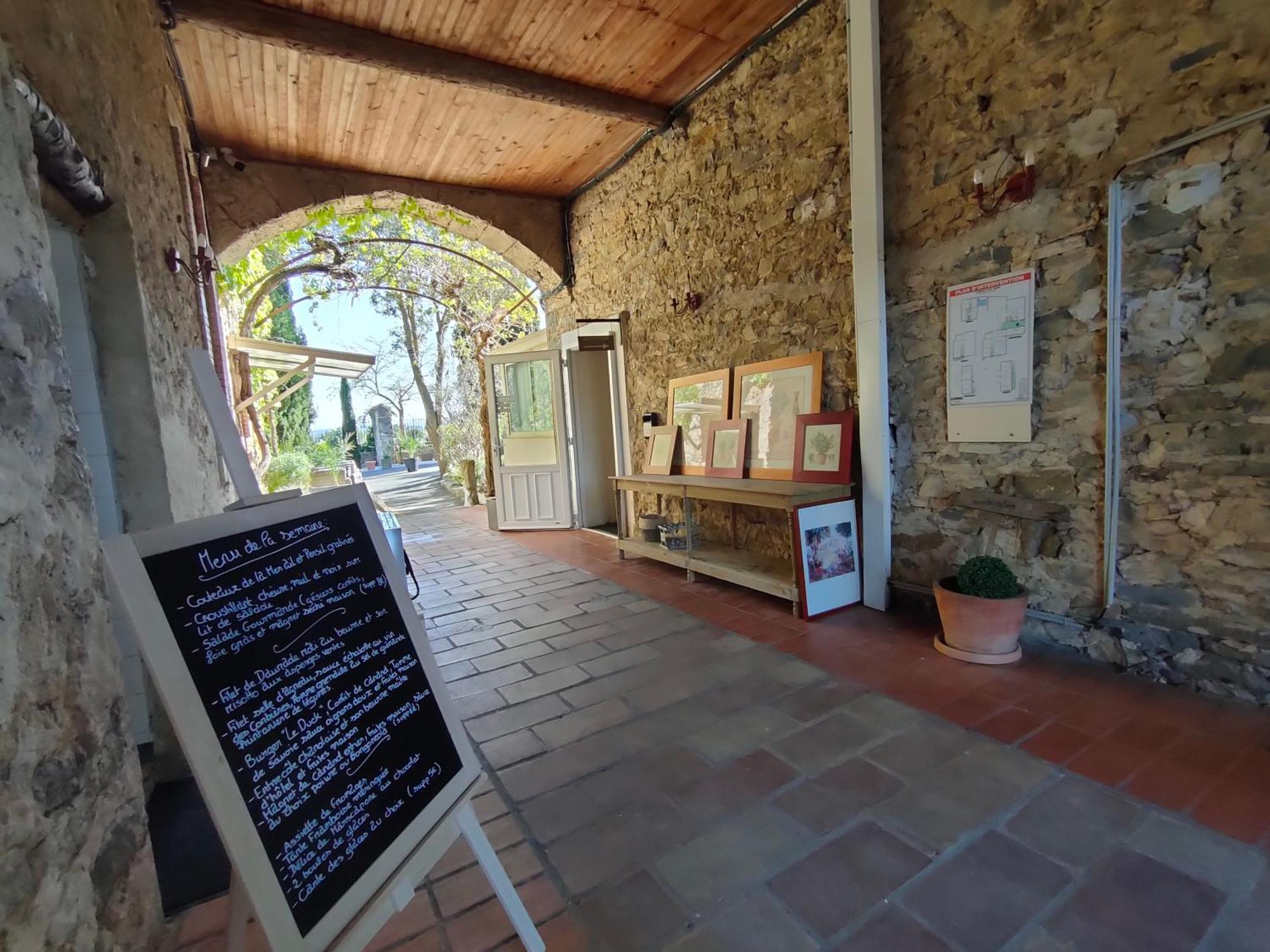 Hotel Restaurant L'Art Des Mets By Cote Jardin Conilhac-Corbieres Exterior photo